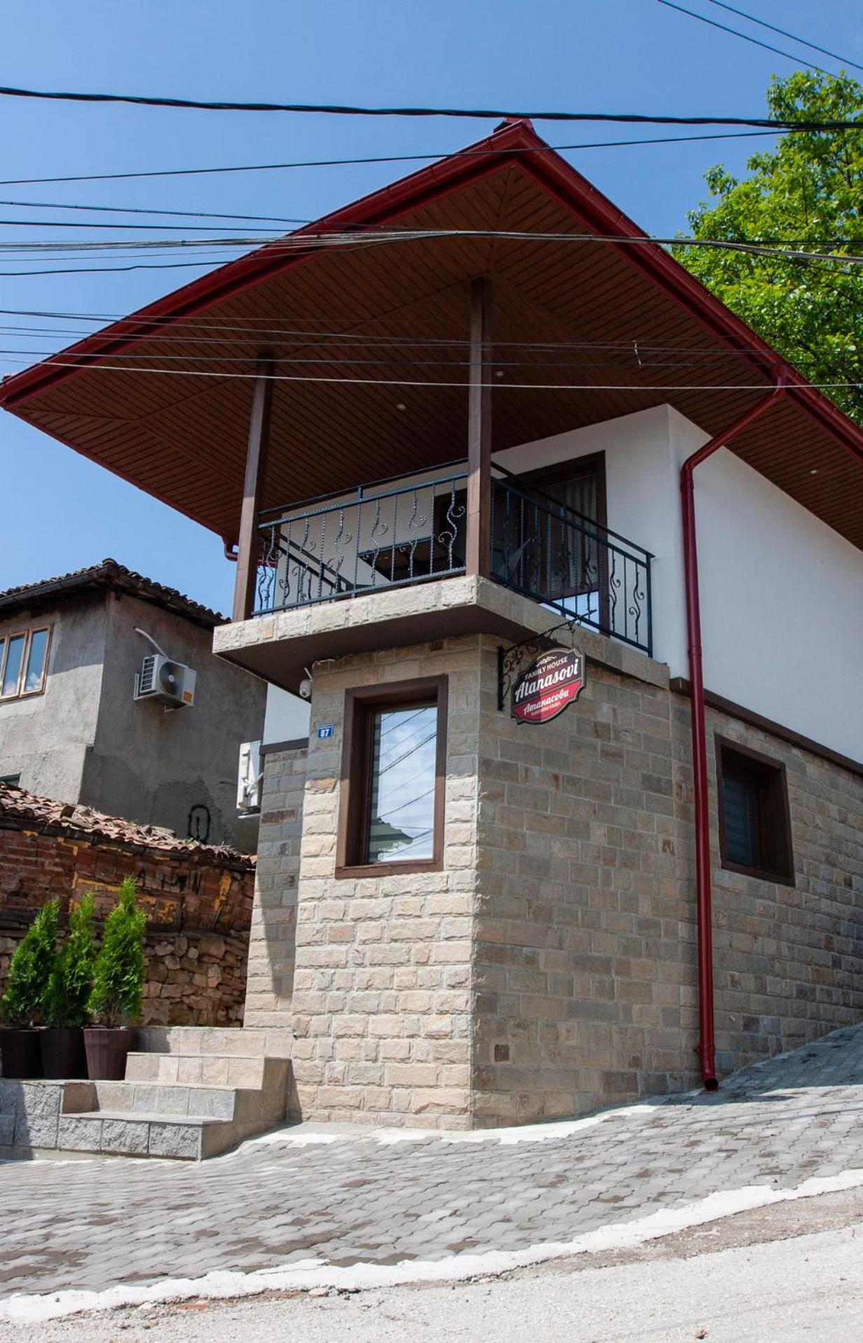 Villa Family House Atanasovi Veliko Tărnovo Esterno foto